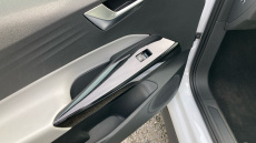 Volkswagen ID.3 107KW Family Pro 58kWh 5dr Auto Electric Hatchback